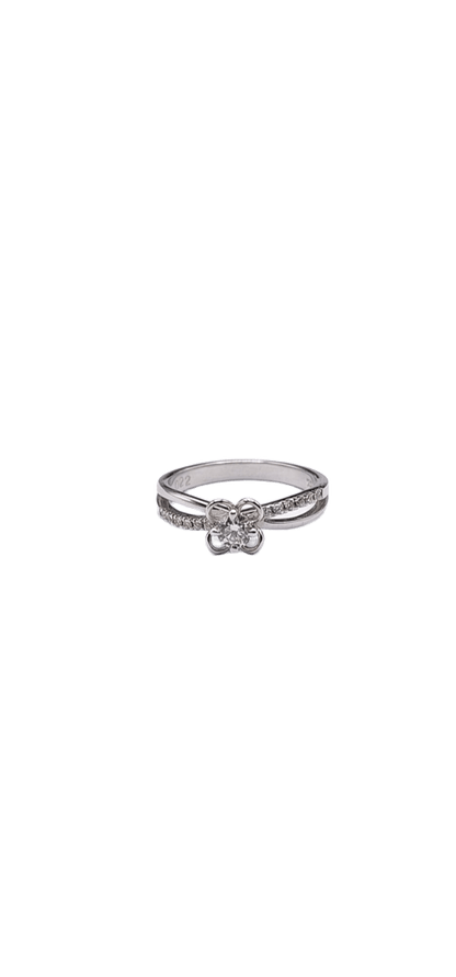 18K White Gold Lab Grown Diamond Floral Cluster Ring