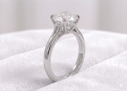 18K White Gold Round Lab Grown Diamond Ring