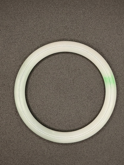 天然A货白地青缅甸翠玉手镯 | Natural Type A White & Green Burmese Jadeite Bangle