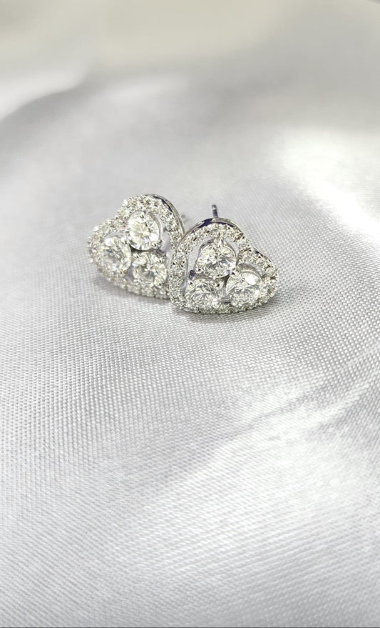 18K White Gold Lab Grown Diamond Heart Stud Earrings